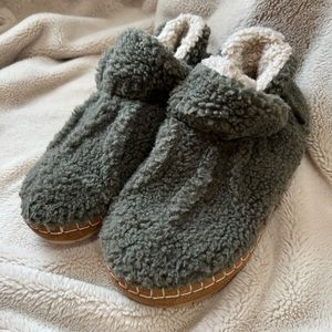 LL Bean Women’s Cozy Slipper Booties Pile Fleece